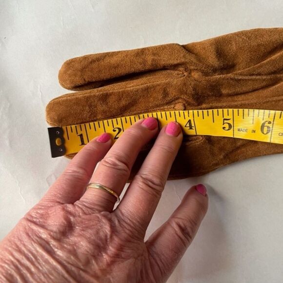 Contours by Isotoner NWT - Picture 3 of 8